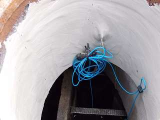 Schachtaufbau mit Warnanlage LFA nach Sanierung